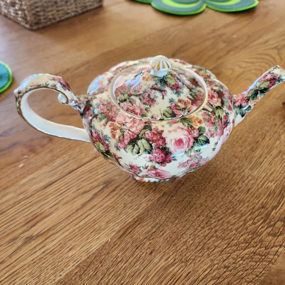 Vtg Arthur Wood & Son Rose Chinz Teapot-Floral Shabby Chic made in England